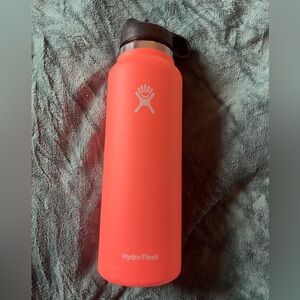 40oz Hydro Flask Coral